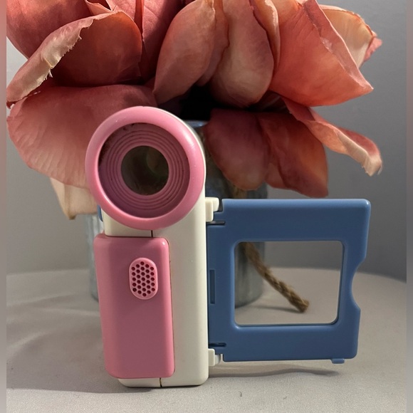 VINTAGE MATTEL BARBIE (2002) Fun Time Digital Camcorder. Plays 4 Different Songs - Picture 7 of 9